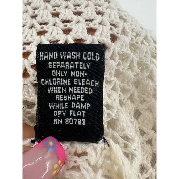 Vintage Victoria’s Secret Crochet Lace Long Sleeve Top | Soft Girl Boho Feminine - Picture 13 of 14